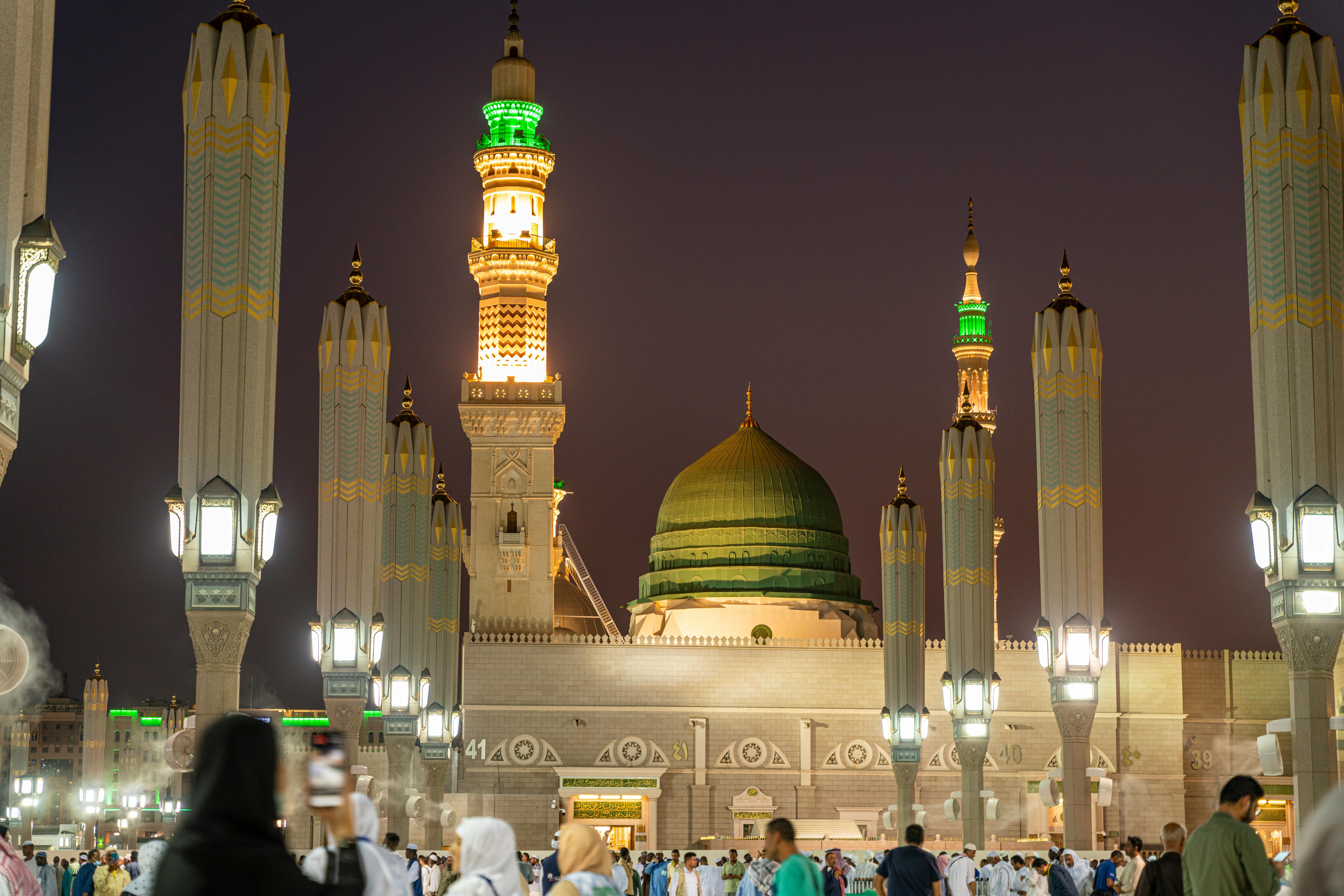 Ziyarat Booking Service benefits